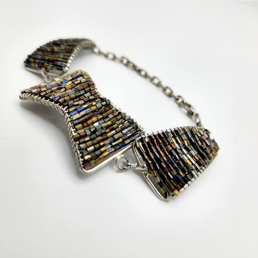 Artisan Silver irradescent beaded bracelet